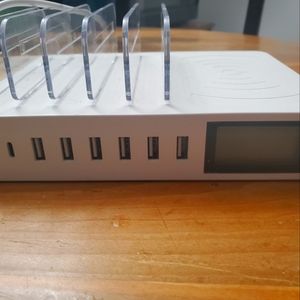 Smart USB charging system IdealLife